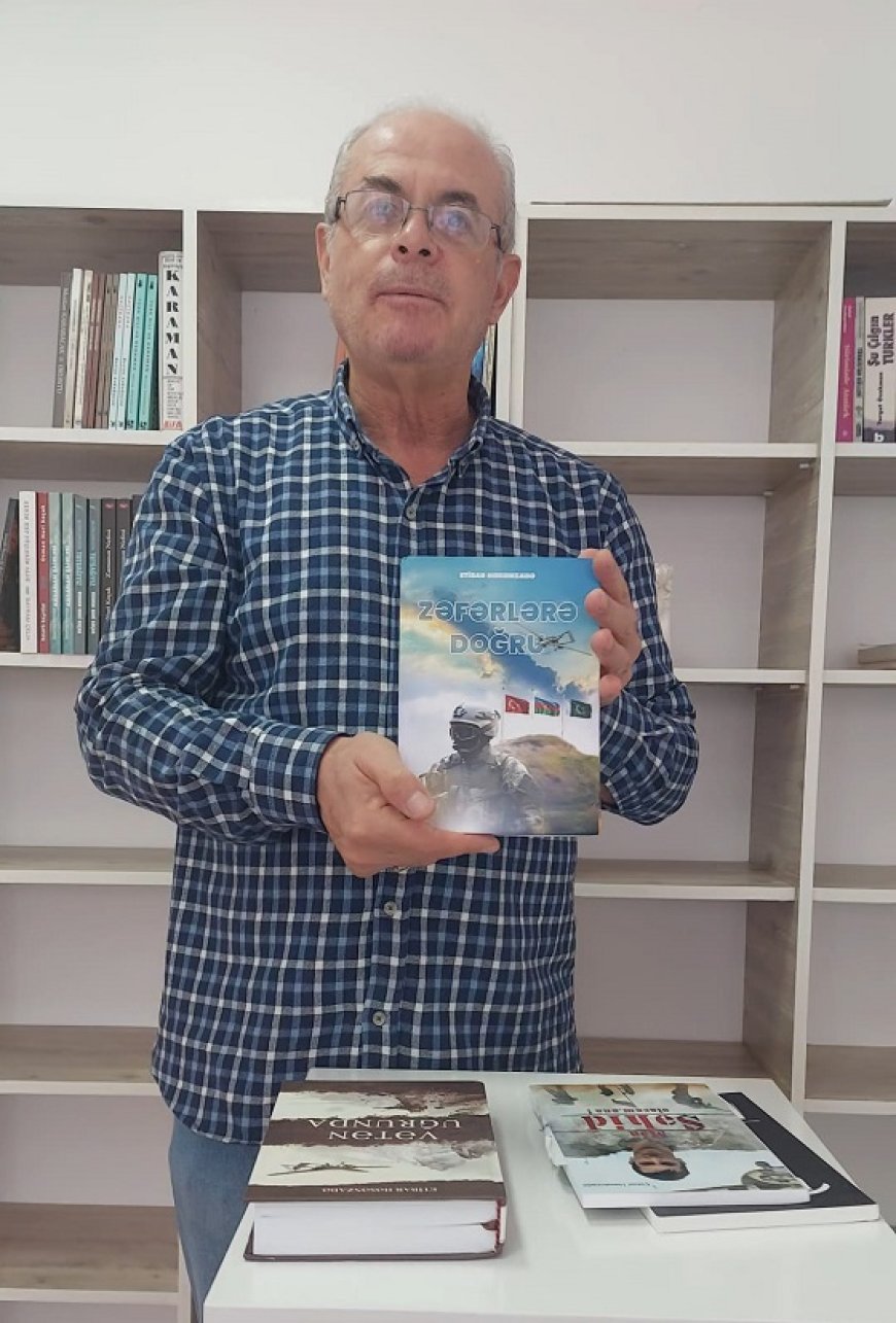 Etibar Həsənzadə’den Hikmet Elitaş’a Anlamlı Kitap Hediyesi